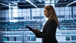 Businesses embrace hybrid computing models for growth
